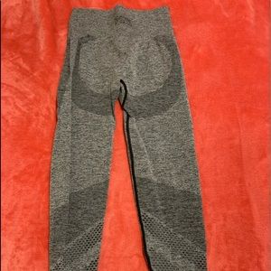 PINK ultimate leggings